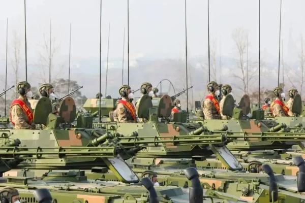 年货+1、礼物+1、温暖+1……这是属于中国军人的过年仪式感 年货+1、礼物+1、温暖+1……这是属于中国军人的过年仪式感