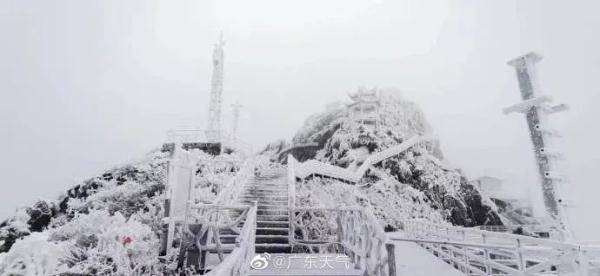 广东下雪！珠海气温暴跌至……