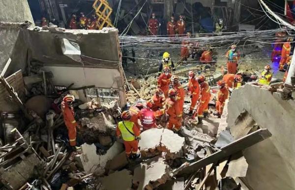 凌晨3点他听到“啪”的一声，起身查看救了全家！