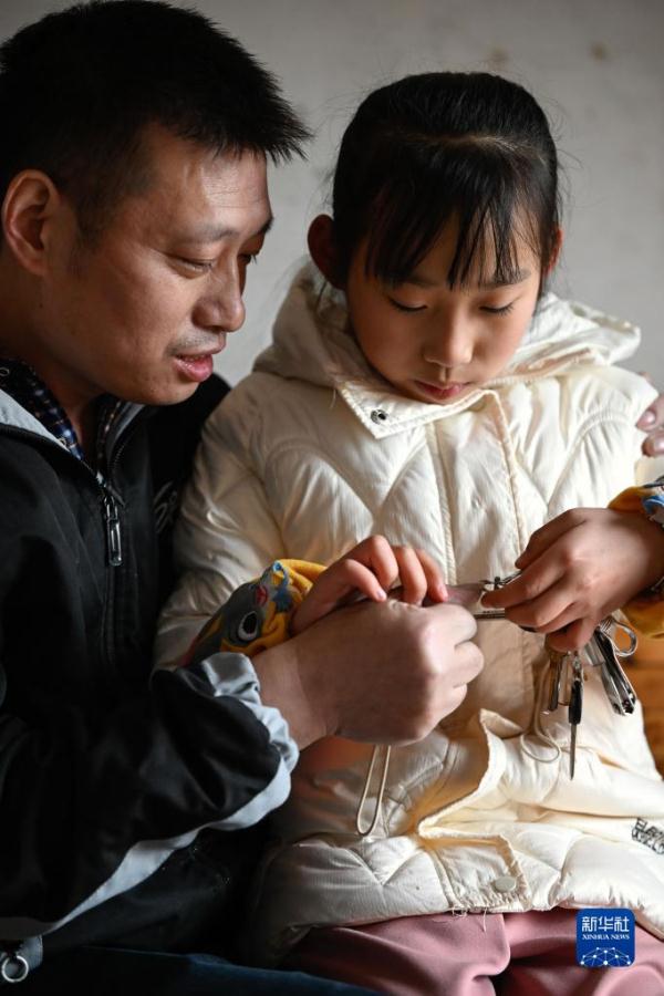 3000里回家路,女儿和妈妈在家等我 3000里回家路,女儿和妈妈在家等我