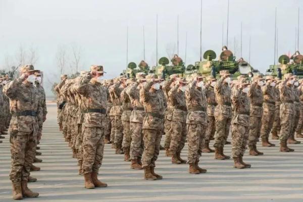 年货+1、礼物+1、温暖+1……这是属于中国军人的过年仪式感 年货+1、礼物+1、温暖+1……这是属于中国军人的过年仪式感