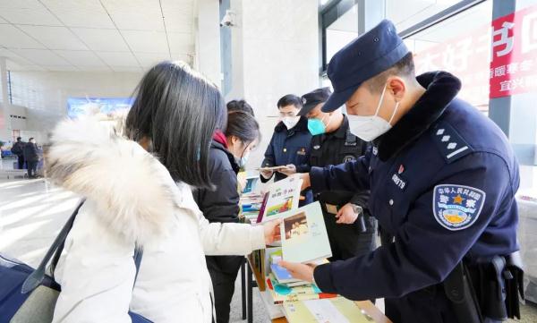 反诈中心隔空喊话单位财务:你被骗子盯上了 反诈中心隔空喊话单位财务:你被骗子盯上了