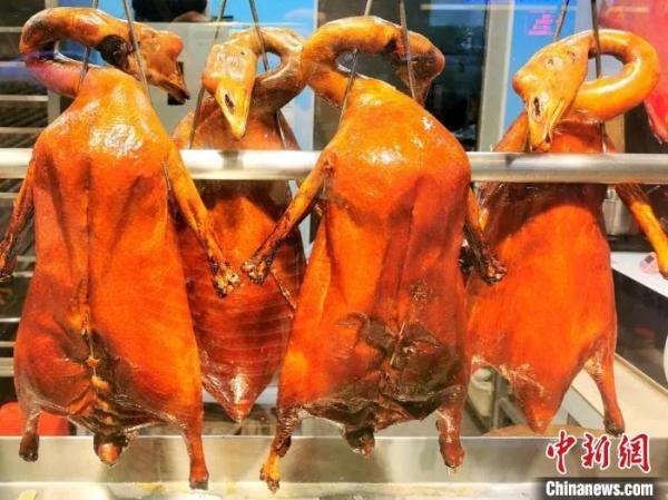 全国年味地图出炉！温州年夜饭“顶流”江蟹生、腊肉炒年糕、大黄鱼被点名