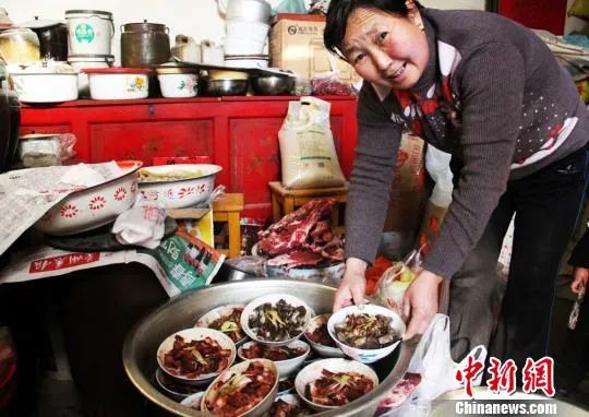 全国年味地图出炉！温州年夜饭“顶流”江蟹生、腊肉炒年糕、大黄鱼被点名