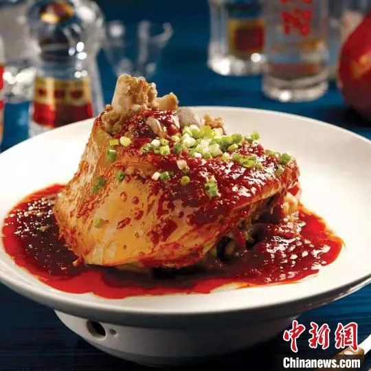 全国年味地图出炉！温州年夜饭“顶流”江蟹生、腊肉炒年糕、大黄鱼被点名