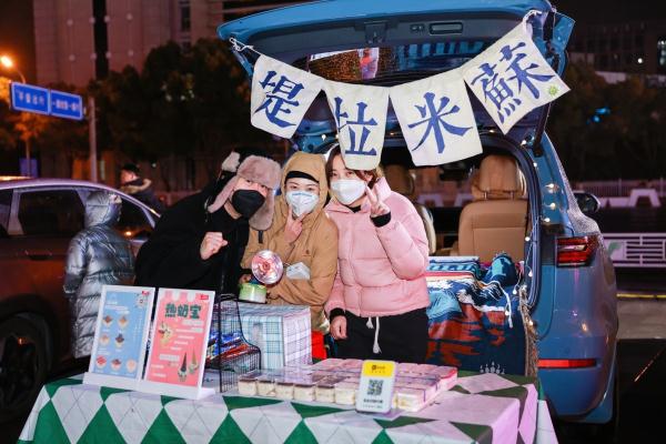 烟火气回归，南京小店再现排队等位