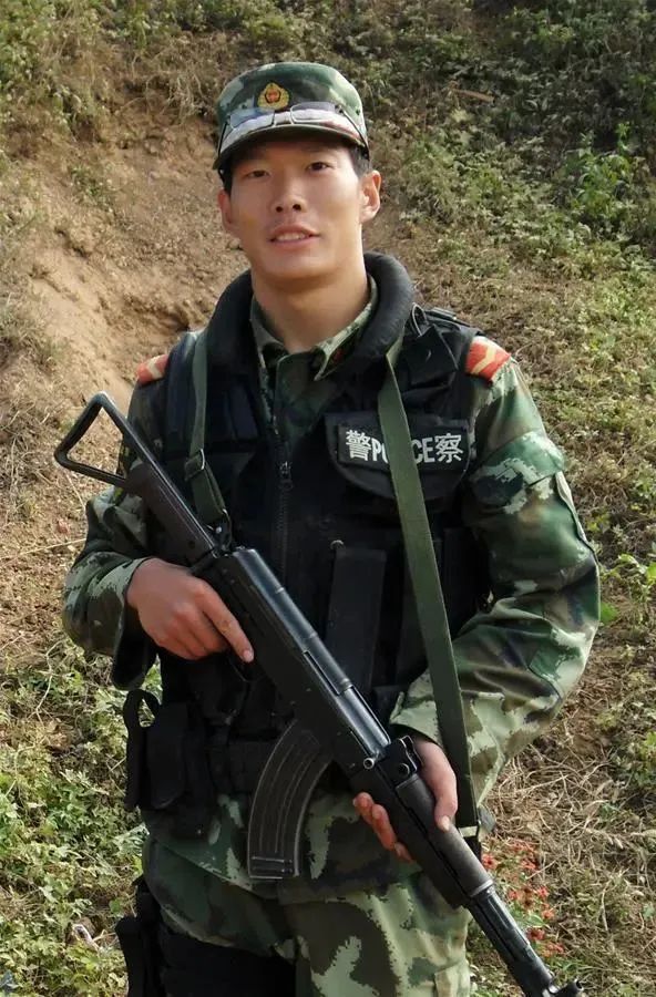 致敬英雄父母！这个春节他们和“孩子”在一起