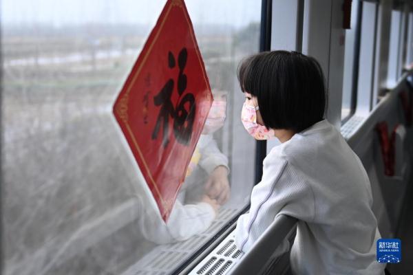 跨越千山万水的返乡路