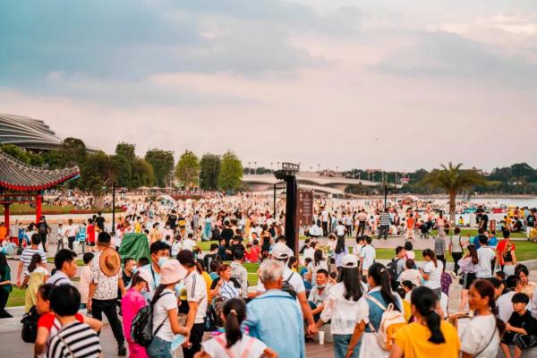春节前迎来客流小高峰 海花岛旅游持续升温 春节前迎来客流小高峰 海花岛旅游持续升温