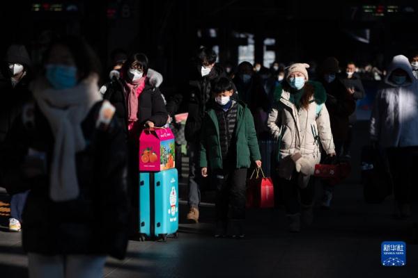 新春走基层·关注春运丨哈尔滨火车站迎来节前出行高峰 新春走基层·关注春运丨哈尔滨火车站迎来节前出行高峰