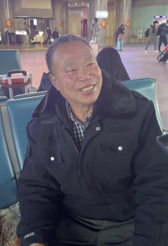 你带了什么礼物回家过年？