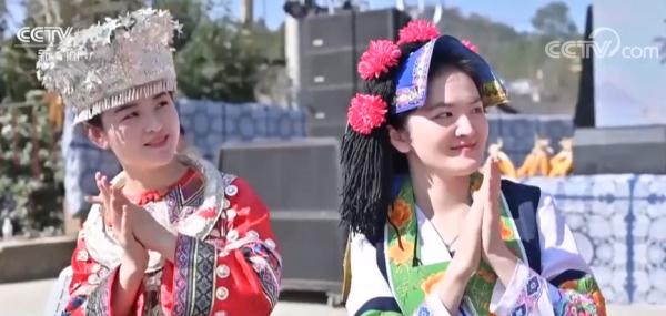 张灯结彩庆新春 喜庆祥和中国年