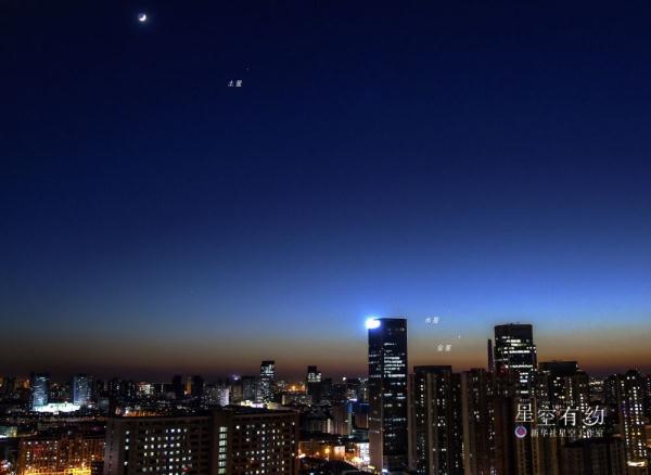 星空有约|走，一起去看2023年首场“星月童话”