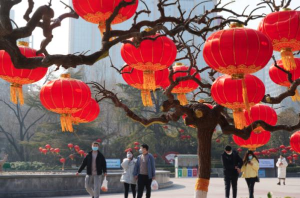 迎新春！郑州二七纪念塔将响起跨年钟声，最佳观赏彩灯路线出炉→