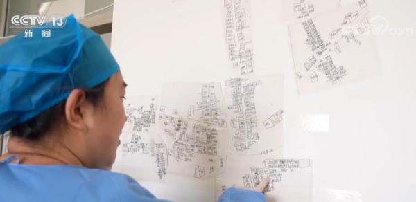 村医手绘村民信息地图 守护乡亲健康 村医手绘村民信息地图 守护乡亲健康