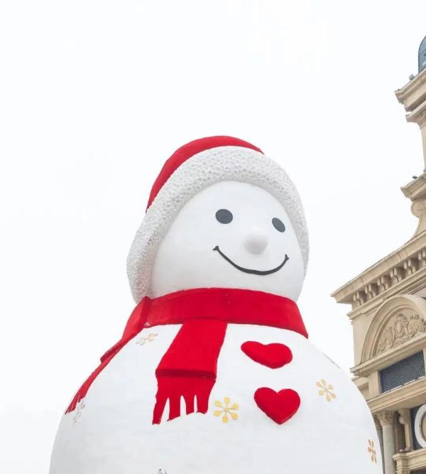 哈尔滨网红大雪人,有“弟弟”了! 哈尔滨网红大雪人,有“弟弟”了!