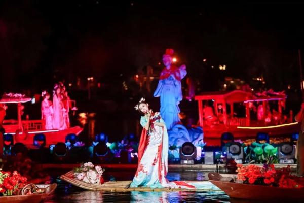 坐埋,捞起!广府年夜饭上桌了! 坐埋,捞起!广府年夜饭上桌了!