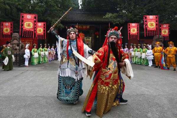 成都武侯祠：博物馆里过大年