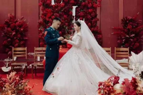 临沂藉军人刘纪元接亲路上挺身救火受隆重表彰！