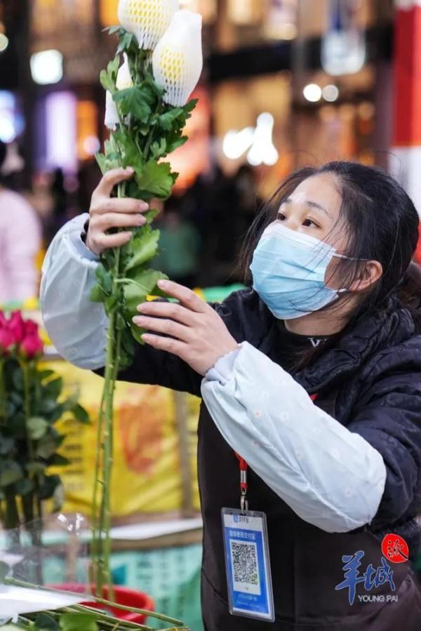 时隔两年，我们重回西湖路开花档