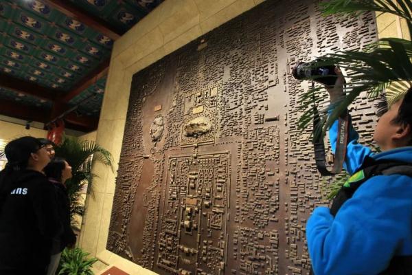 每天“解锁”中轴线|大年初二,景山登高过大年 每天“解锁”中轴线|大年初二,景山登高过大年