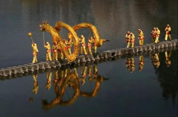 惊艳全网的《碇步桥》，背后的故事更美！