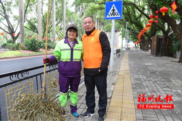 除夕夜，这对夫妻急着出门！只为这件事……