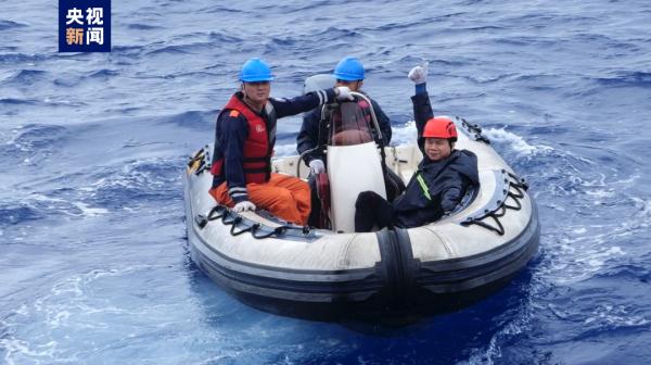 人类首次抵达!“奋斗者”号成功探底 人类首次抵达!“奋斗者”号成功探底