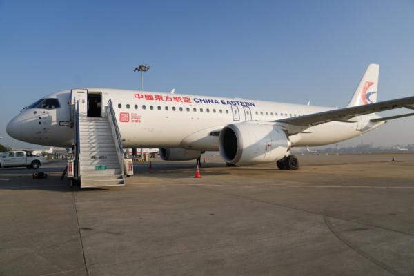 C919这样“过年”！ 将迎兔年第一飞
