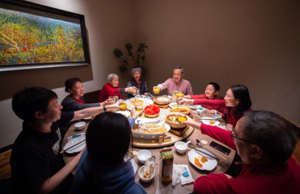 兔年，年夜饭吃啥？它卖爆了！还有零食订单量暴增700%→