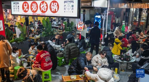 镜头里的中国年——享美食 过大年