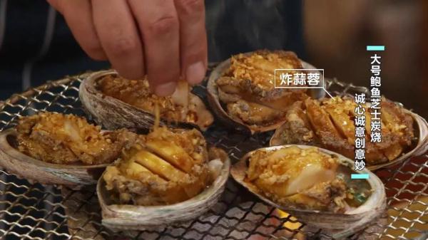 大年初三吃合子!不用和面,皮薄酥脆,咬一口满嘴香! 大年初三吃合子!不用和面,皮薄酥脆,咬一口满嘴香!
