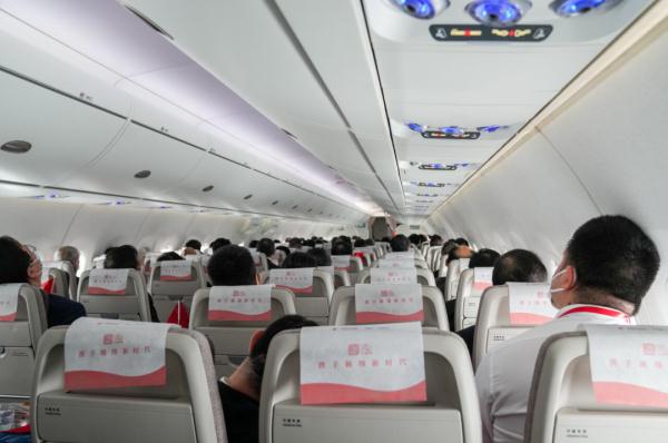 C919这样“过年”！ 将迎兔年第一飞