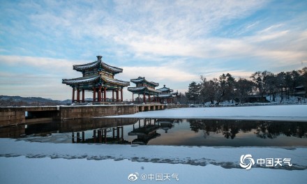 河北承德迎瑞雪 古建筑在积雪点缀下更显静谧