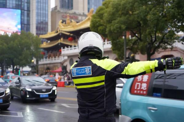 寒潮来袭！上海公安多措并举保障城市安全有序运行