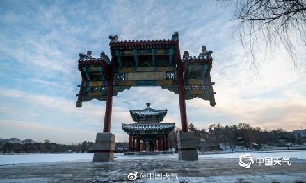 河北承德迎瑞雪 古建筑在积雪点缀下更显静谧