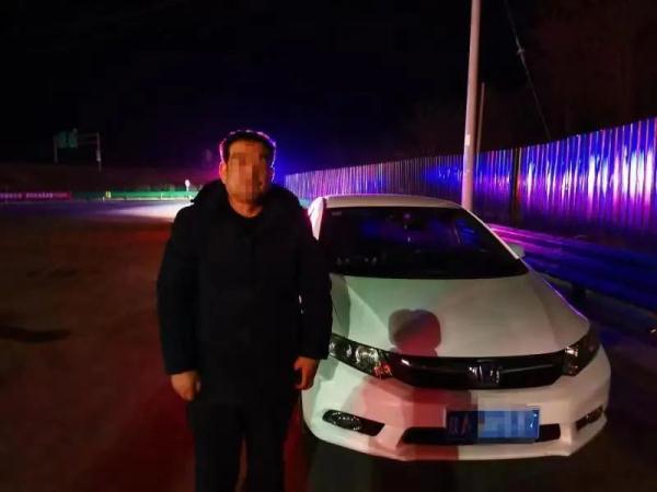 “无知者无畏”,高速逆行吓坏过路司机 “无知者无畏”,高速逆行吓坏过路司机