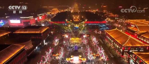 过年 | 跨省旅游人气旺 春节出游“火出圈”