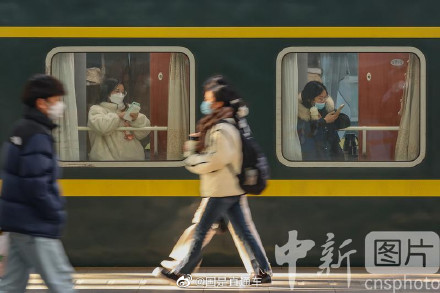 长三角铁路迎来春节假期返程客流