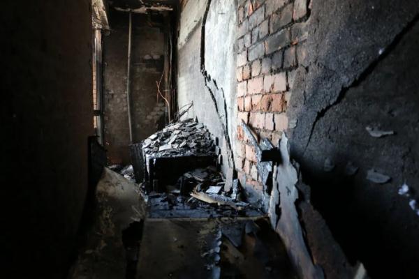 烧香点烛迎“财神”,为何酿出一场火? 烧香点烛迎“财神”,为何酿出一场火?