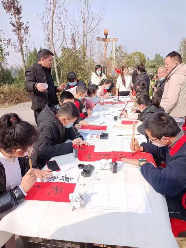 达州文旅迎来新春开门红:接待游客309万余人次 综合收入近16亿元 达州文旅迎来新春开门红:接待游客309万余人次 综合收入近16亿元