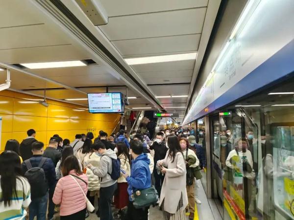 @返程旅客：广州地铁公交有调整