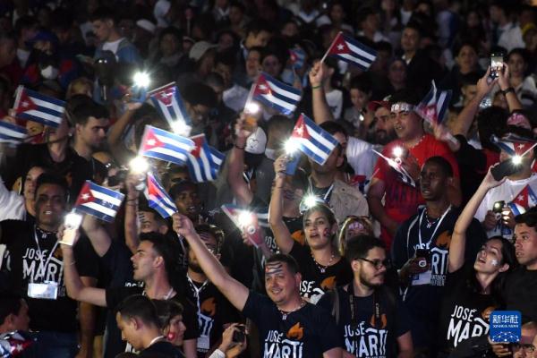 古巴:纪念何塞·马蒂诞辰170周年 古巴:纪念何塞·马蒂诞辰170周年