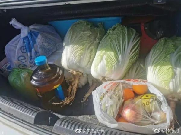 “硬核”！来看看他们的后备箱里都有啥？