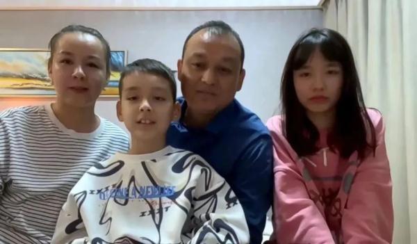 新疆大哥在三亚紧急施救落水女童:我代表的是塔里木油田公司 新疆大哥在三亚紧急施救落水女童:我代表的是塔里木油田公司