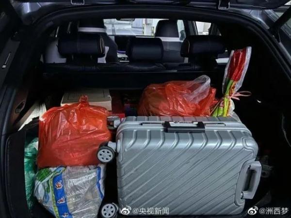 “硬核”！来看看他们的后备箱里都有啥？