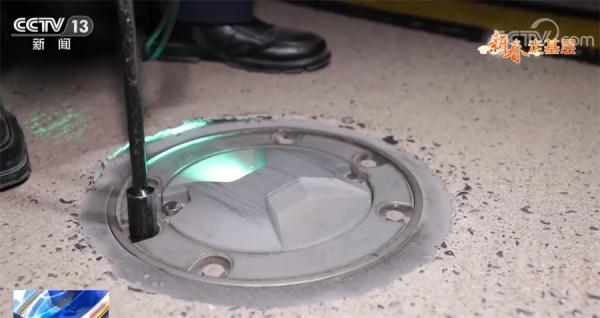 过年｜机场“掌灯人”守护旅客平安回家