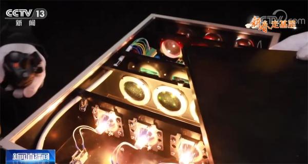 过年｜机场“掌灯人”守护旅客平安回家