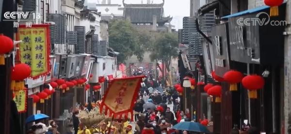 春节餐饮消费热度攀升 休闲消费精彩纷呈