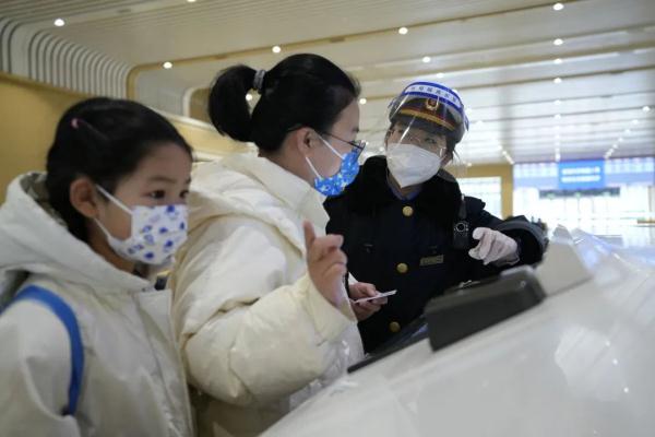 老家通了高铁,年味更浓了! 老家通了高铁,年味更浓了!